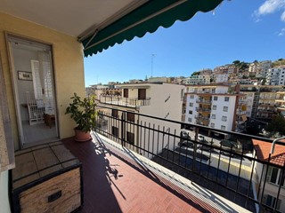 Trilocale in Affitto a Sanremo, zona San Martino, 600&euro;, 60 m², arredato