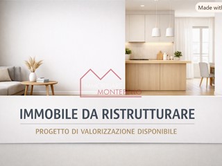 Trilocale in Vendita a Camaiore, 165'000&euro;, 83 m², con Box