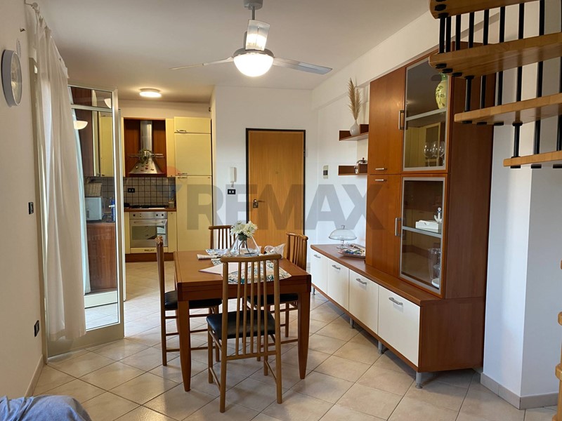 Trilocale in Vendita a Mascali, 80'000&euro;, 65 m²