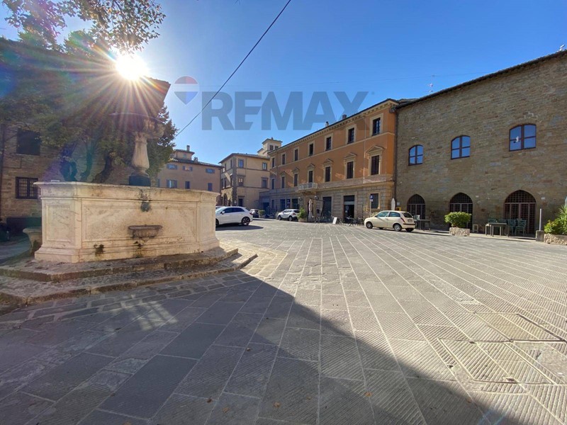 Trilocale in Vendita a Bettona, 49'000&euro;, 56 m²
