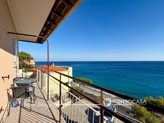 Appartamento in Vendita a Borgio Verezzi, 800'000&euro;, 134 m²
