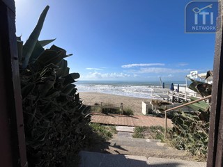 Monolocale in Vendita a Pomezia, 29'000&euro;, 51 m²