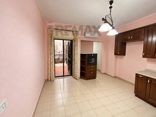 Bilocale in Vendita a Catania, 60'000&euro;, 55 m²