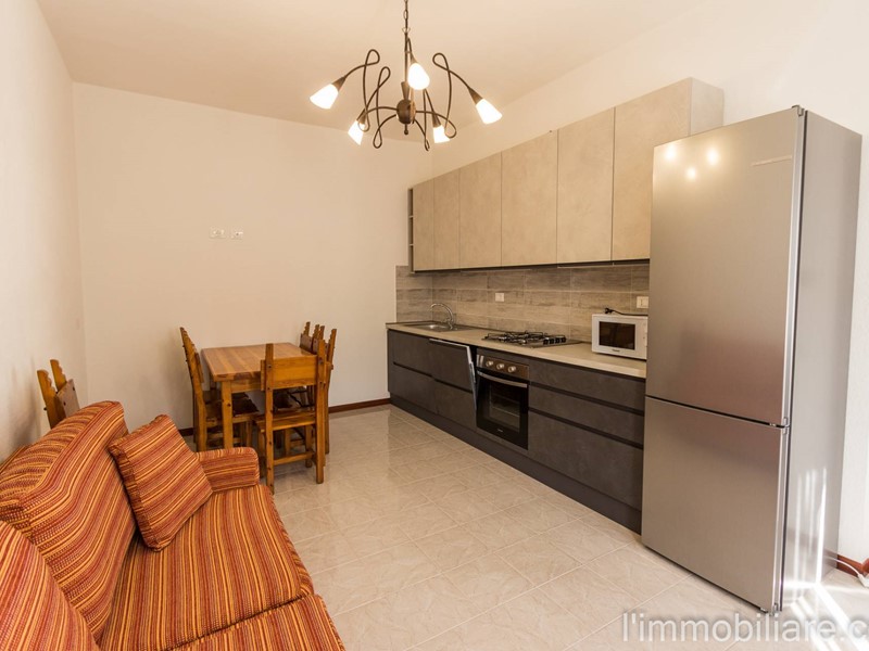 Quadrilocale in Affitto a Verona, 850&euro;, 90 m²