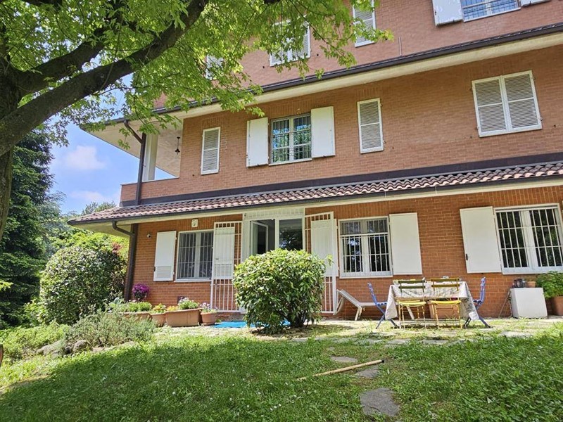Appartamento in Affitto a Pecetto Torinese, 1'700&euro;, 162 m²