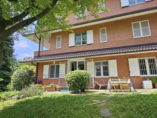Appartamento in Affitto a Pecetto Torinese, 1'700&euro;, 162 m²