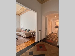 Trilocale in Affitto a Torino, 1'180&euro;, 140 m²