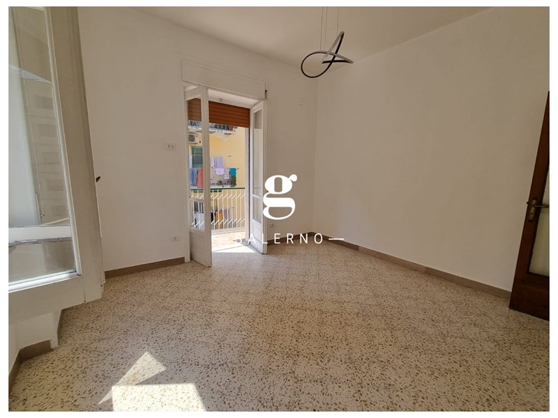 Trilocale in Affitto a Salerno, 1'250&euro;, 99 m²