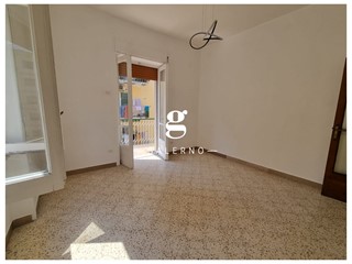 Trilocale in Affitto a Salerno, 1'250&euro;, 99 m²