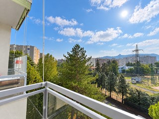 Trilocale in Vendita a Bologna, zona Ovest, 245'000&euro;, 70 m², con Box