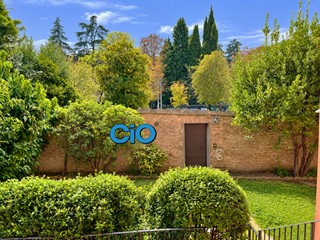 Appartamento in Affitto a Bologna, 1'900&euro;, 110 m²