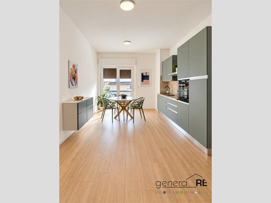 Bilocale in Vendita a Pescara, 250'000&euro;, 76 m²