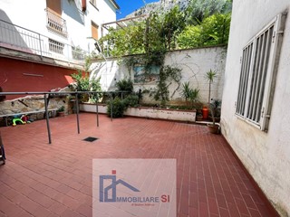 Quadrilocale in Vendita a Foglianise, 87'000&euro;, 100 m²