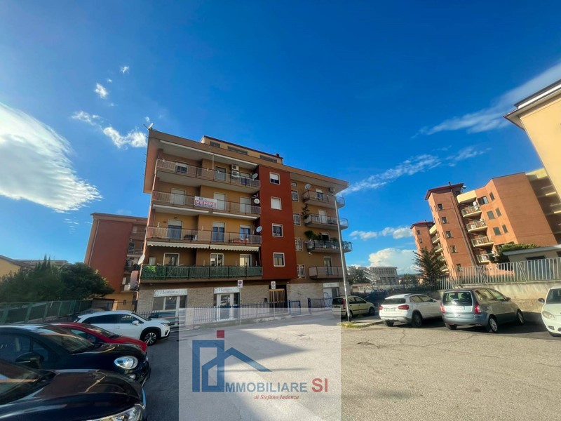 Appartamento in Vendita a Benevento, 240'000&euro;, 160 m²