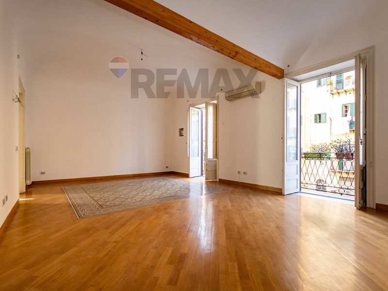 Appartamento in Vendita a Palermo, 440'000&euro;, 159 m²