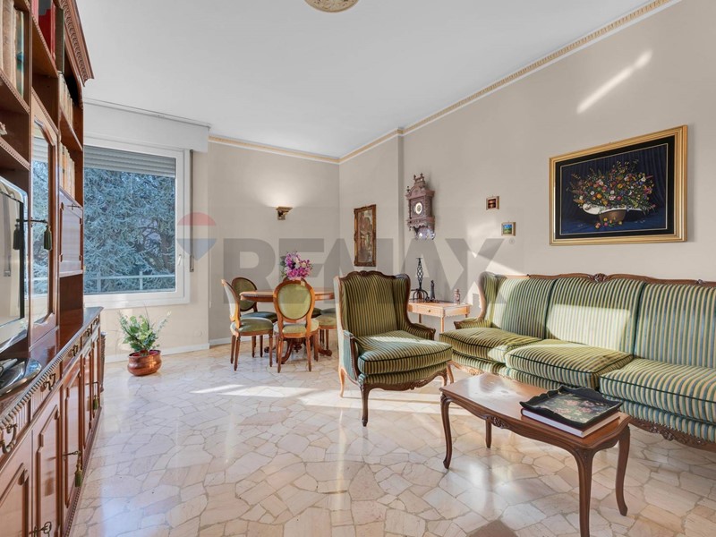 Trilocale in Affitto a Rho, 850&euro;, 91 m²