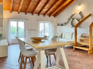 Trilocale in Affitto a Brescia, 1'100&euro;, 110 m², arredato, con Box