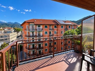 Appartamento in Affitto a Sestri Levante, 100 m², arredato