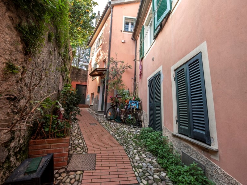 Quadrilocale in Affitto a Sestri Levante, 1'200&euro;, 75 m², arredato