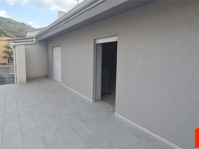 Appartamento in Vendita a Alcamo, 189'000&euro;, 190 m²