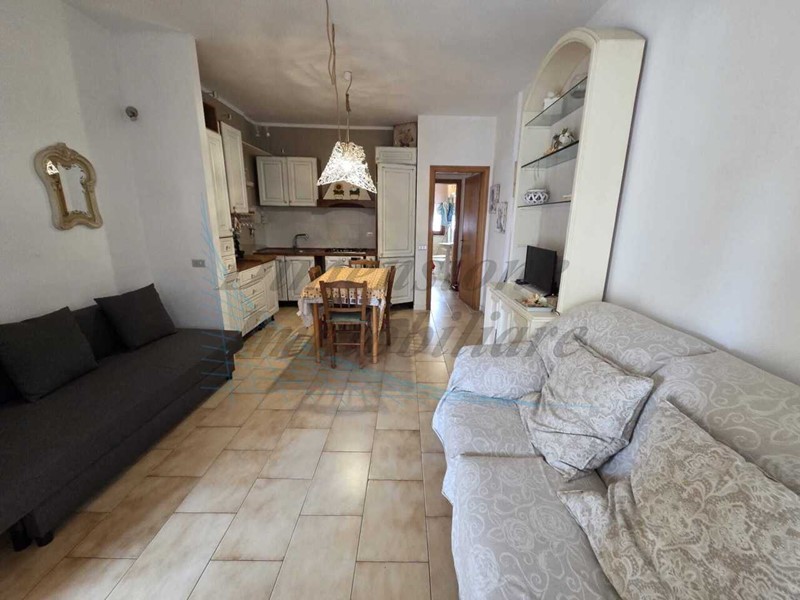 Quadrilocale in Vendita a Rosignano Marittimo, 119'000&euro;, 44 m², arredato