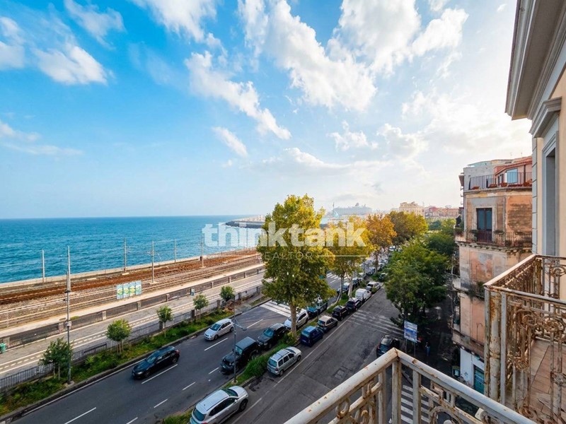 Appartamento in Vendita a Catania, 400'000&euro;, 320 m²