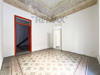 Quadrilocale in Vendita a Palermo, 295'000&euro;, 123 m²