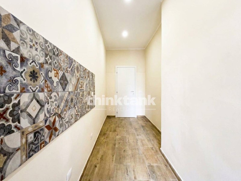 Appartamento in Vendita a Catania, 125'000&euro;, 105 m²