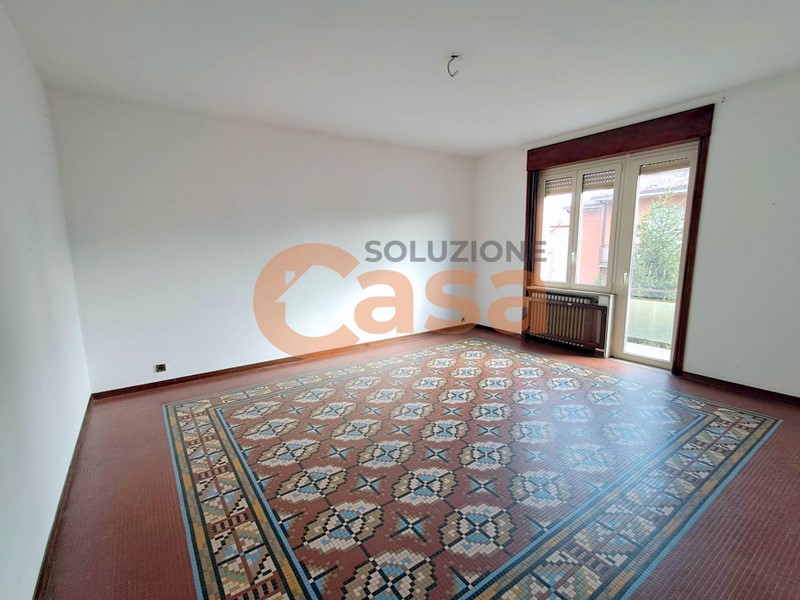 Trilocale in Vendita a Piacenza, 128'000&euro;, 120 m²
