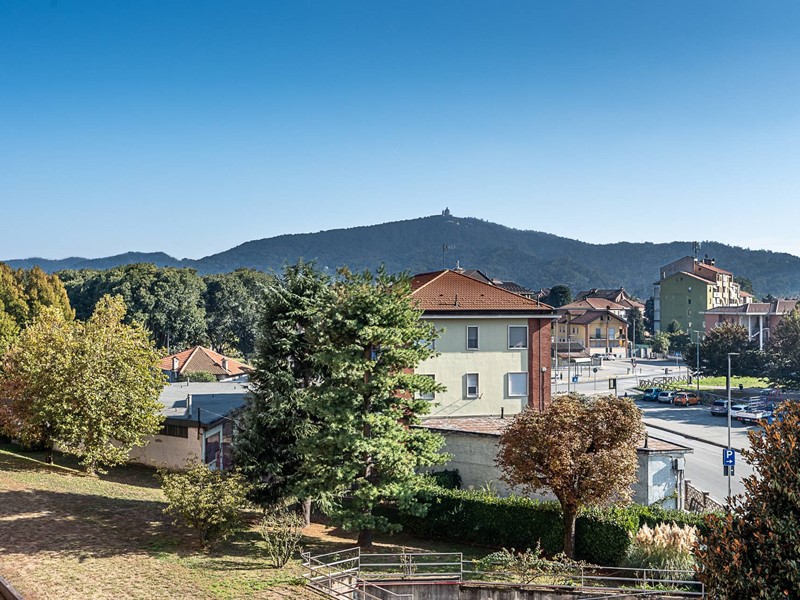Appartamento in Vendita a Torino, 198'000&euro;, 97 m²