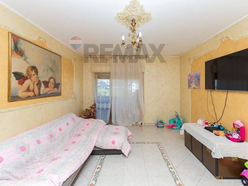 Quadrilocale in Vendita a Catania, 99'000&euro;, 100 m²