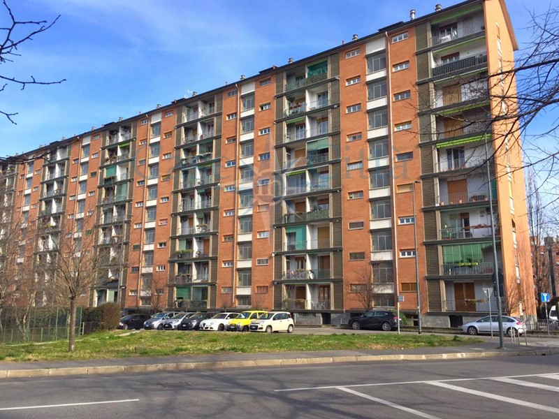 Bilocale in Vendita a Milano, 228'000&euro;, 70 m²