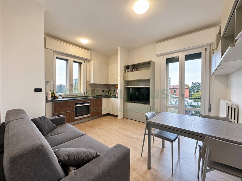 Bilocale in Vendita a Bologna, 149'000&euro;, 55 m²