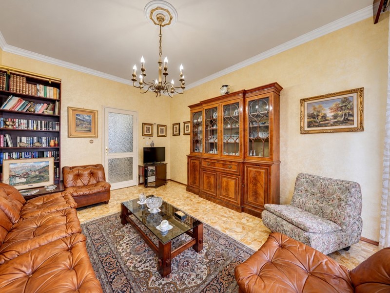 Quadrilocale in Vendita a Torino, 250'000&euro;, 110 m²