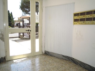 Bilocale in Vendita a Roma, 168'000&euro;, 70 m²