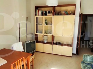 Appartamento in Vendita a Napoli, 250'000&euro;, 90 m²