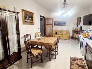 Bilocale in Vendita a Napoli, 120'000&euro;, 70 m²
