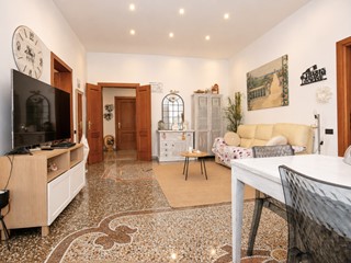 Appartamento in Vendita a Genova, zona Marassi, 159'000&euro;, 130 m²