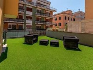Quadrilocale in Vendita a Roma, zona Colli Albani, 980'000&euro;, 120 m²