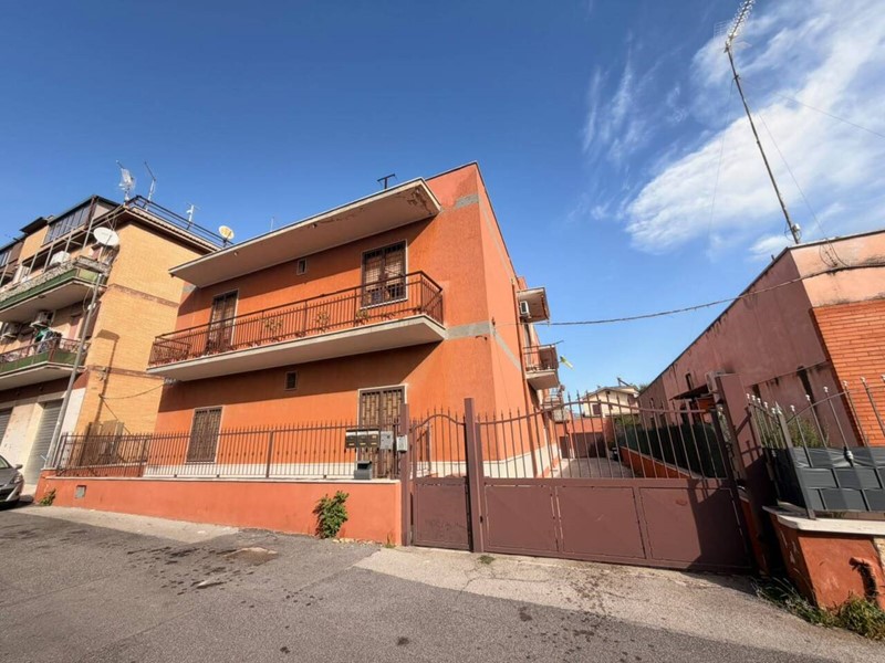 Appartamento in Vendita a Guidonia Montecelio, 159'000&euro;, 120 m²