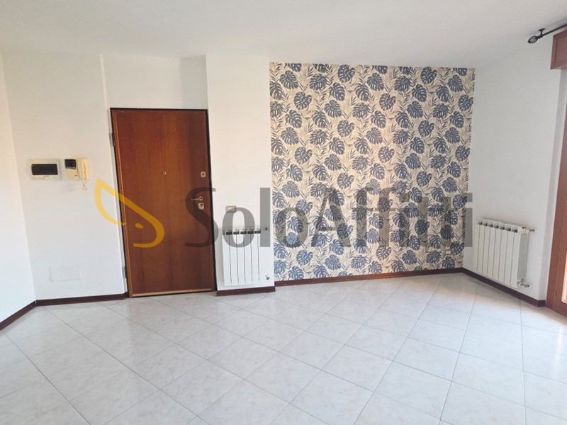 Quadrilocale in Affitto a Roma, zona Laurentina, 1'100&euro;, 105 m²