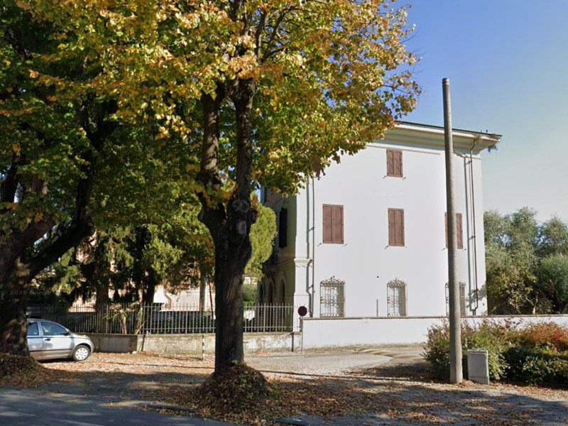Appartamento in Affitto a Lucca, zona Arancio, 1'500&euro;, 100 m², arredato, con Box