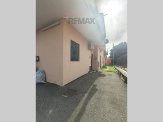 Trilocale in Vendita a Aci Sant'Antonio, 55'000&euro;, 50 m²