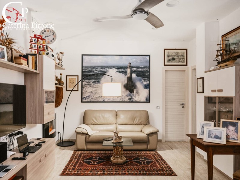 Trilocale in Vendita a Firenze, 245'000&euro;, 70 m²