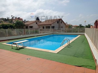 Quadrilocale in Vendita a Taormina, 140'000&euro;, 136 m²