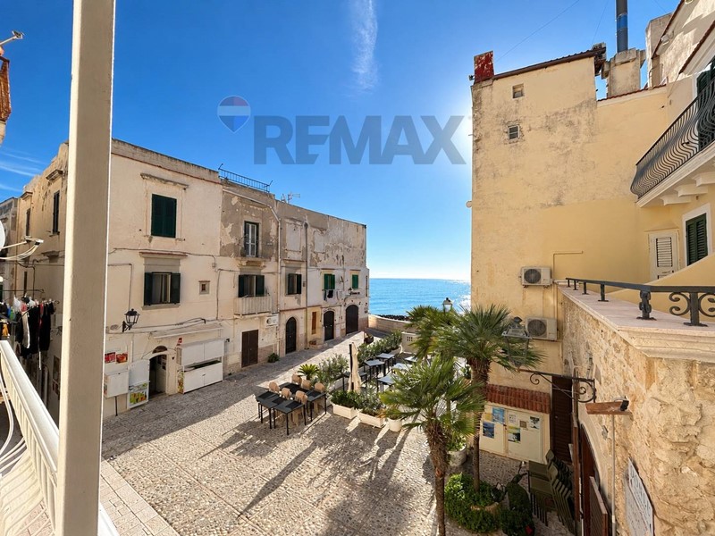Quadrilocale in Vendita a Vieste, 329'000&euro;, 104 m²