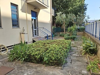 Quadrilocale in Affitto a Scandicci, 400&euro;, 80 m²