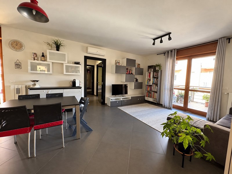 Trilocale in Vendita a Torino, 235'000&euro;, 83 m²