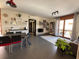 Trilocale in Vendita a Torino, 235'000&euro;, 83 m²