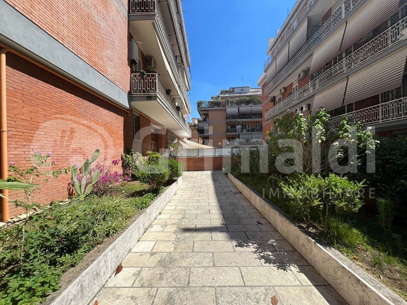 Trilocale in Vendita a Roma, 495'000&euro;, 123 m²